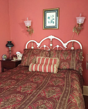 Inn At The Canal Bed & Breakfast Chesapeake City Bagian luar foto